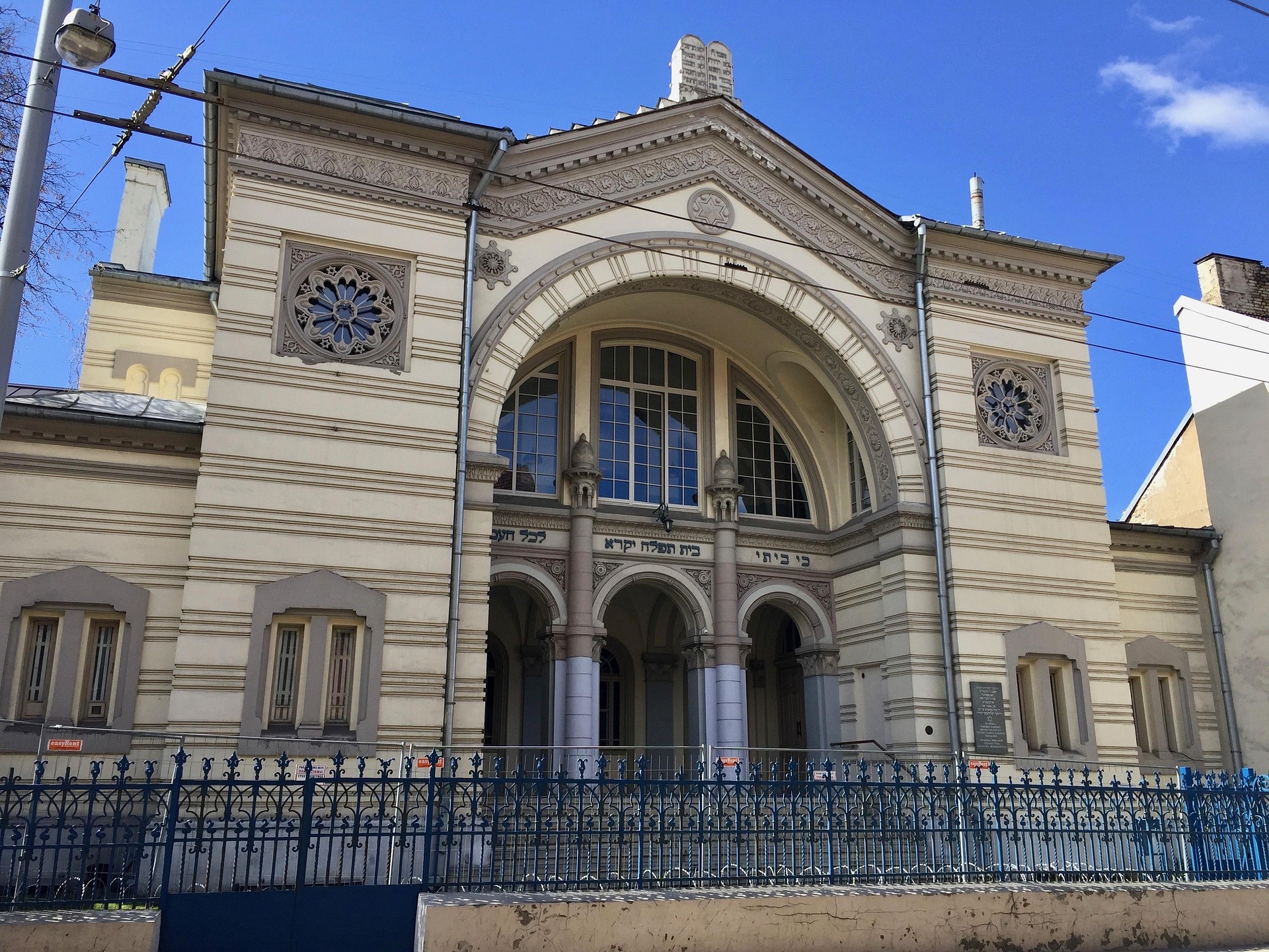Krovinių pervežimas Vilnius–Kaunas: kaip organizuoti pristatymą be nereikalingų vėlavimų?